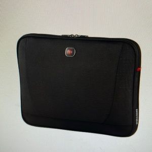 Wenger Beta 16 - laptop sleeve - 16 inch